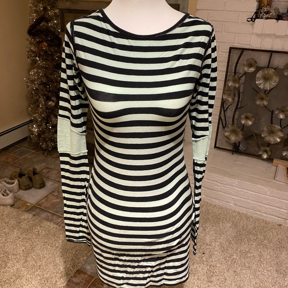 Long sleeve lululemon shirt